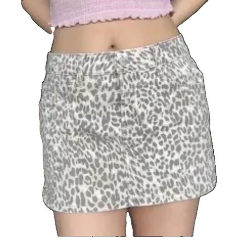 Hollister leopard print denim - leopard,